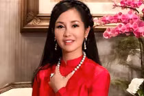 Hồng Nhung kể lại ngày cô và chồng cũ đón con chào đời