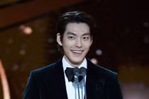 Hình ảnh rạng rỡ của Kim Woo Bin sau 2 năm điều trị ung thư