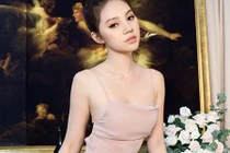 Đường cong Hoa hậu Jolie Nguyễn nghi hẹn hò sao Chelsea 450 tỷ