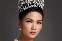 H'hen Niê làm gãy vương miện đắt đỏ, fan nói lời bá đạo