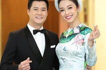 Jennifer Phạm tươi rói bên chồng cũ Quang Dũng tại sự kiện