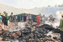 Một chủ nhà ở Nghệ An chết cháy lúc giữa trưa