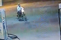 Dân treo thưởng 50 triệu cho người cấp tin về kẻ giết nhân viên cây xăng