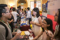 Gần 300 lưu học sinh về nước công tác