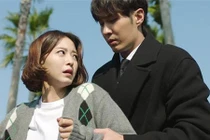 Phát hiện bí mật đắng chát của chồng trong điện thoại