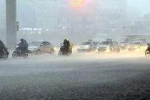 Thời tiết hôm nay: Miền Trung đến Nam Bộ có mưa to, rất to