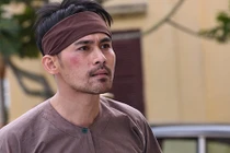 Thân thế chàng diễn viên đóng con trai Thị Bình “Tiếng sét trong mưa”