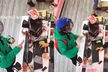 Con gái xinh bị tố trộm son, bố mẹ tới cửa hàng dọa nhân viên