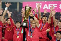 Doanh nghiệp tài trợ trả lương ông Park: Đã hơn bầu Đức?