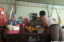 Đô vật Hải Phòng quần thảo một ngày trong hang hạ thủ cọp khổng lồ