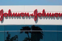Khiến...đàn ông to ngực, Johnson & Johnson bị buộc bồi thường 8 tỷ đô