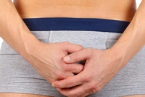 Quý ông nhập viện vì “cậu nhỏ” cương cứng suốt nhiều giờ liền