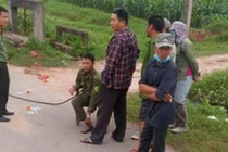 Vụ lấy xe máy của nạn nhân bỏ trốn: Bắt 2 đối tượng gây tai nạn