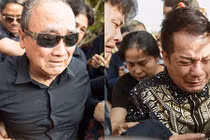 Người thân, đồng nghiệp khóc ngất trước mộ phần nghệ sĩ Anh Vũ