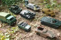 Nga trưng ảnh đồ chơi “chơi xỏ” NATO