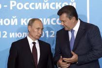 Hé lộ nguyên do Putin không "cứu" đồng nhiệm Ukraine