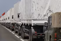 Đoàn xe cứu trợ thứ 3 của Nga vượt biên giới vào Ukraine