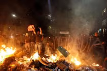 Biểu tình dữ dội nổ ra ở nước chủ nhà World Cup 2014