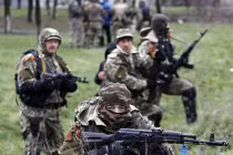 Đấu súng nửa đêm ở miền đông Ukraine, 5 người thiệt mạng