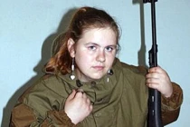 Xem mặt nữ gián điệp Nga bị Ukraine bắt giữ