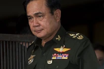 Vua Thái Lan phê chuẩn chức vị mới cho tướng đảo chính