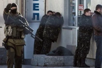 Tự vệ Crimea bắt giữ tướng Hải quân Ukraine