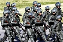 Ngạc nhiên đội cảnh sát Robocop bảo vệ World Cup 2014