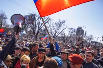 Dân quân Ukraine sang Nga kêu gọi sự trợ giúp