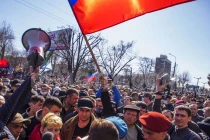 Dân quân Ukraine sang Nga kêu gọi sự trợ giúp