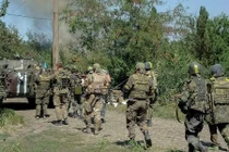 Lãnh đạo Nga, Ukraine thảo luận việc duy trì lệnh ngừng bắn