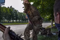 Giao tranh quyết liệt gần sân bay Donetsk