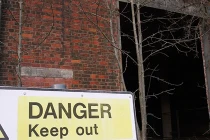 Cận cảnh nhà máy chế bom hạt nhân ở Anh