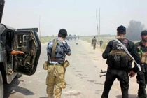 Phiến quân ISIL ồ ạt xông vào căn cứ quân sự Iraq