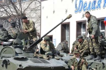 300 binh sĩ Ukraine hạ vũ khí, rời khỏi Slavyansk