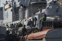 Tự vệ thân Nga ở Crimea bắt giữ 3 tàu chiến Ukraine