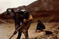 Cuộc sống khắc nghiệt tận cùng của vàng tặc Mông Cổ