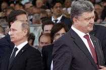 Tổng thống Nga, Ukraine “chạm trán” nhau ở Minsk