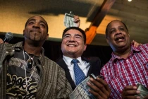 Tiết lộ nguyên nhân tỷ phú TQ thất hứa với người nghèo Mỹ