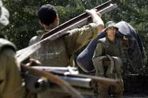 Israel khởi động chiến dịch đánh vào Dải Gaza