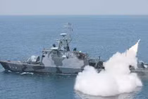 Indonesia nâng cấp sân bay ở vùng biển tranh chấp Malaysia