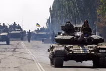 Quân đội Ukraine cô lập hoàn toàn Lugansk với biên giới Nga