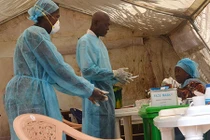 Liberia tuyên bố tình trạng khẩn cấp vì dịch Ebola