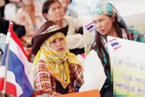 Nông dân Thái Lan bắt tay phe biểu tình chống chính phủ