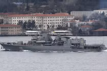 Phe ly khai tấn công 2 tàu tuần tra biển của Kiev