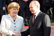 Khủng hoảng Ukraine: phương Tây đặt hi vọng lên vai Thủ tướng Đức