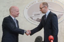 Ngoại trưởng Anh gặp gỡ lãnh đạo Ukraine 