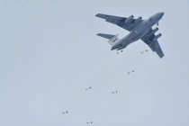 Lính dù Nga tập trận lớn nhất trong vòng 20 năm