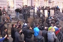 Người biểu tình thân Nga của Ukraine ra tối hậu thư