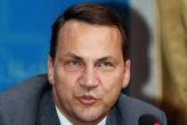 Ngoại trưởng Ba Lan: “Quan hệ với Mỹ là vô ích”