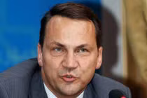 Ngoại trưởng Ba Lan: “Quan hệ với Mỹ là vô ích”